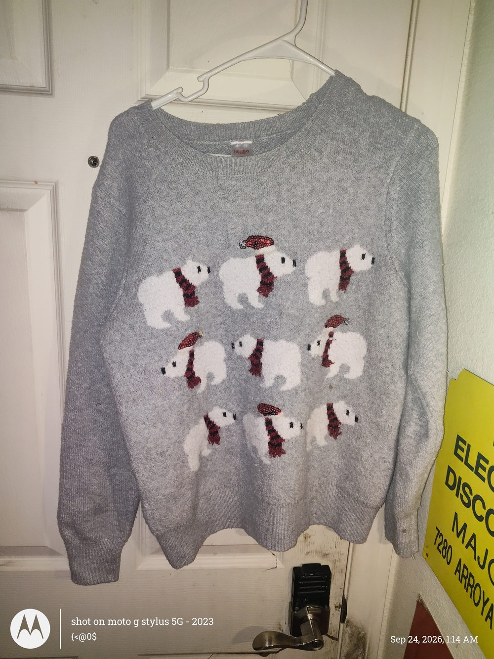 Holiday Time Gray Crewneck Sweater with White Polar Bear Motif and Red Accents